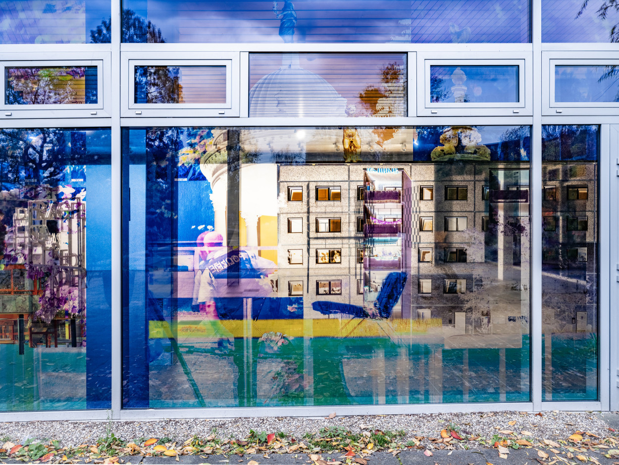 In the Interspace of Utopian Consciousness